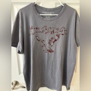 American Eagle Outfitters Gray‎ Graphic T-Shirt for Men